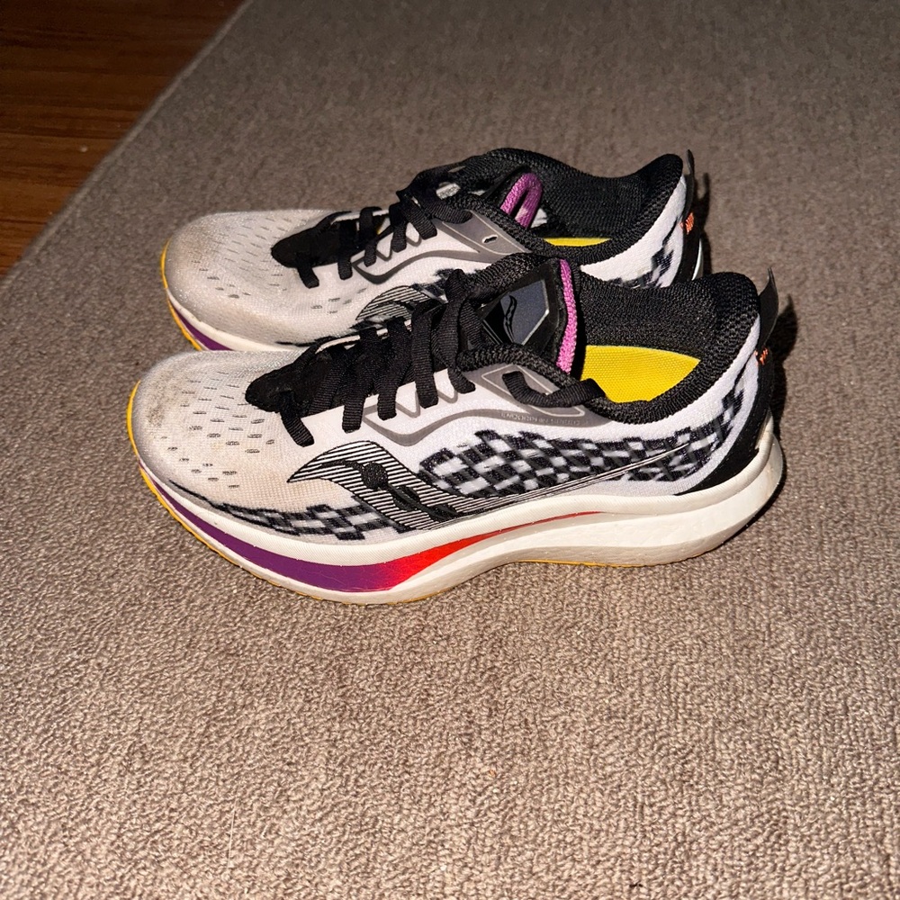 Saucony Endophin Speed 2